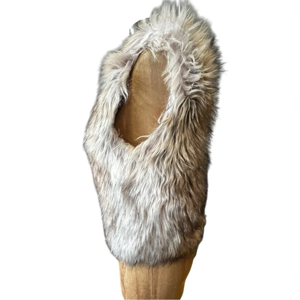 BB Dakota Mixed Fur Vest NWOT XS - Picture 6 of 9